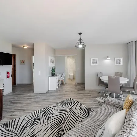 Alegria Iii By An Island * 푼샬