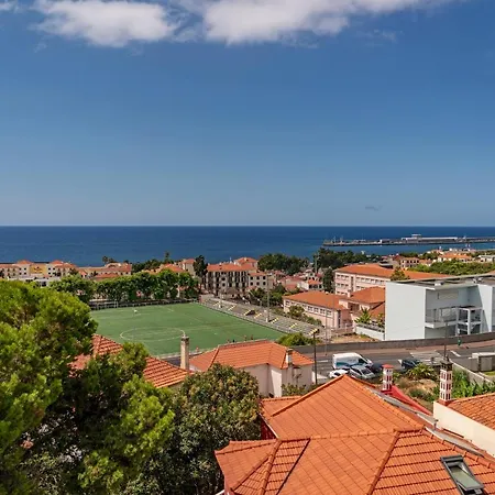 Alegria Iii By An Island