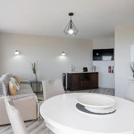 Apartment Alegria Iii By An Island