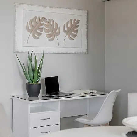 Apartment Alegria Iii By An Island